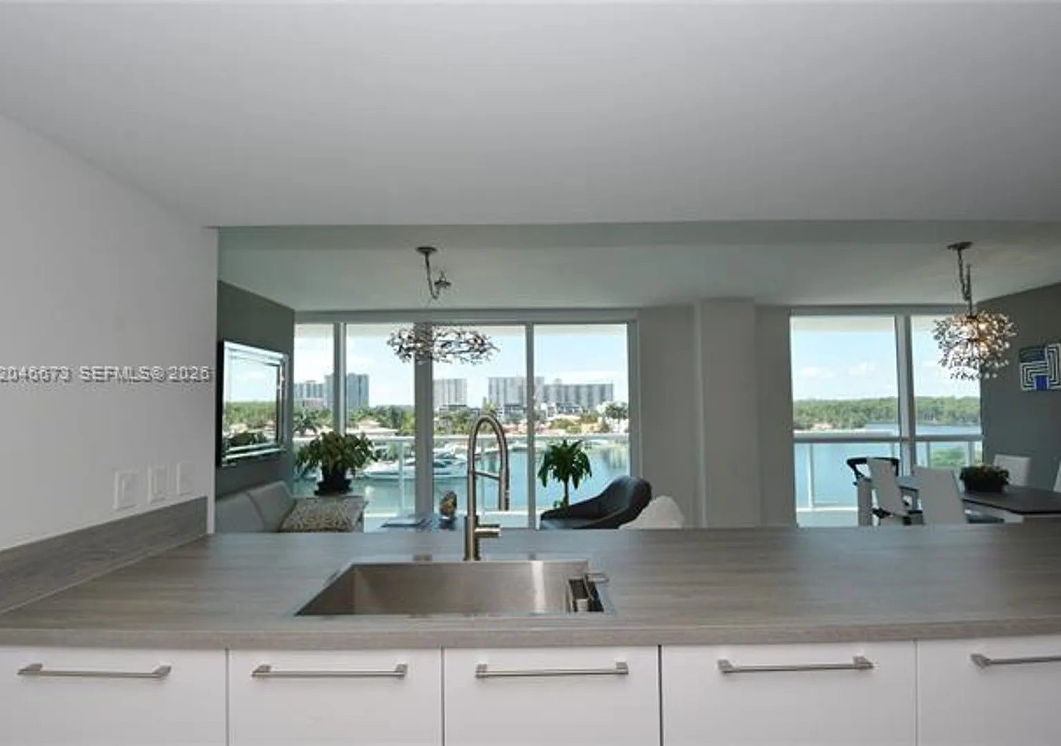 400 Sunny Isles Blvd cu-521, Sunny Isles Beach, FL 33160 — Photo 3