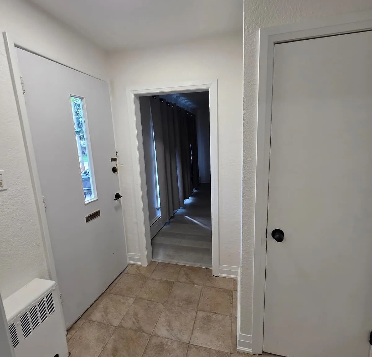 5 bed, $3,500 — Photo 2