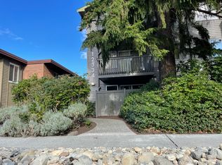 12334 33rd Ave NE APT 202, Seattle, WA 98125