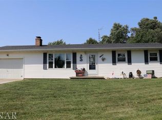 8734 Wagon Trail Rd, Clinton, IL 61727
