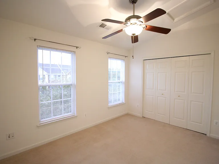 44501 Potter Ter — Photo 18