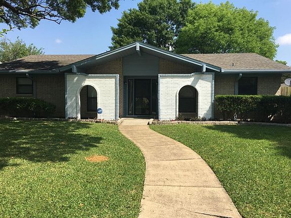 2nd image of 731 Madrid Dr