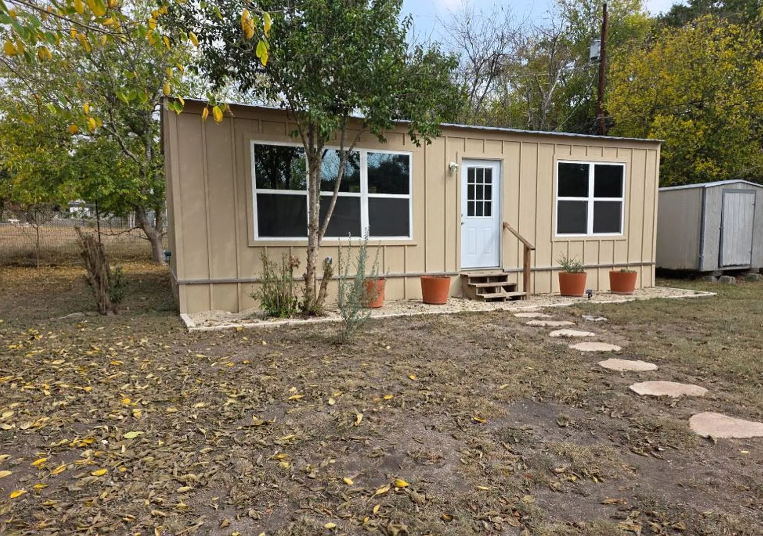 For Lease!! — Photo 2