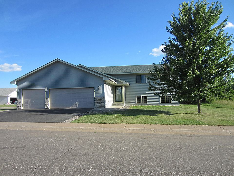 1st image of 1142 243rd Ln NE