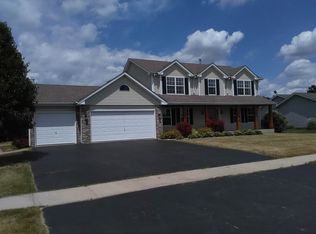 312 W Park St, Poplar Grove, IL 61065