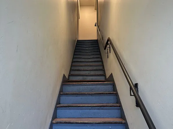 1208 Main St, 1208 Main St APT 10, Cincinnati, OH 45202