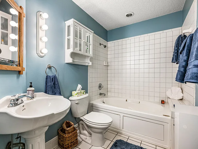2917 N Mayberry Ln — Photo 10