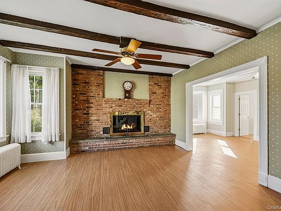 3rd image of 167 E Main Street