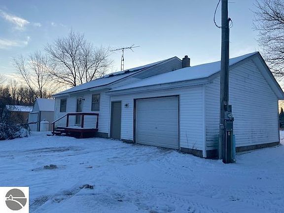 5th image of 5500 Schlaf Rd SE
