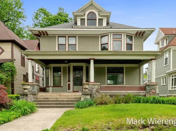 522 Paris Ave SE, Grand Rapids, MI 49503