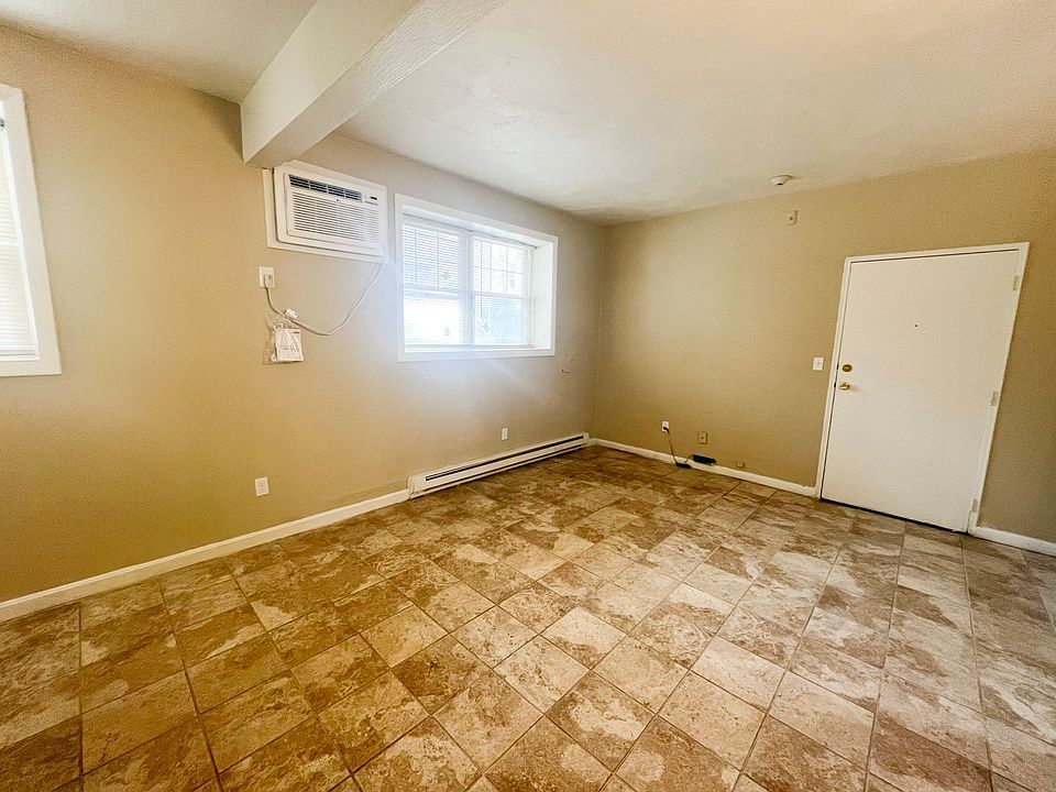 2nd image of 35 Beaver Park Rd #5