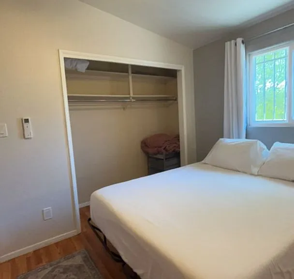 1150 E Waverly St — Photo 17