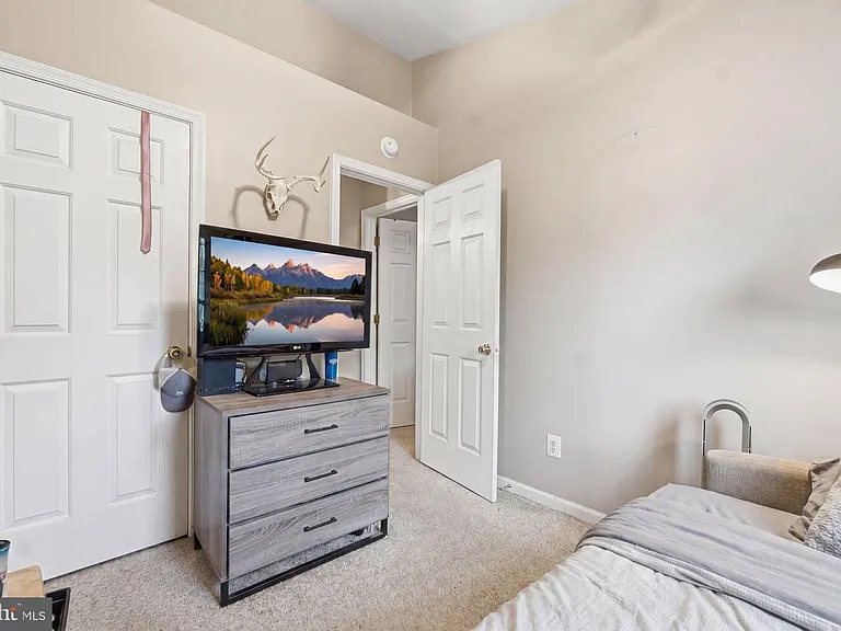 12109 Wedgeway Ct — Photo 18