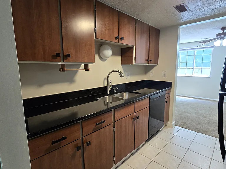 10954 Greenaire Pl — Photo 9