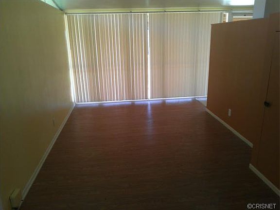 5th image of 1034 N Brand Blvd