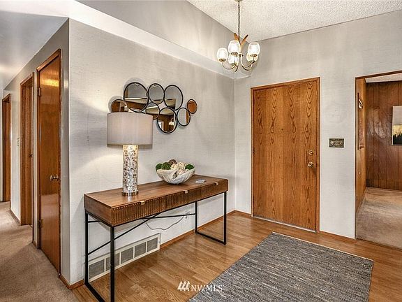 5th image of 15504 SE 9th St #1