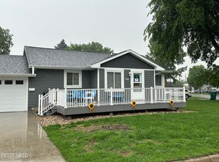 312 N 1st St, Milbank, SD 57252