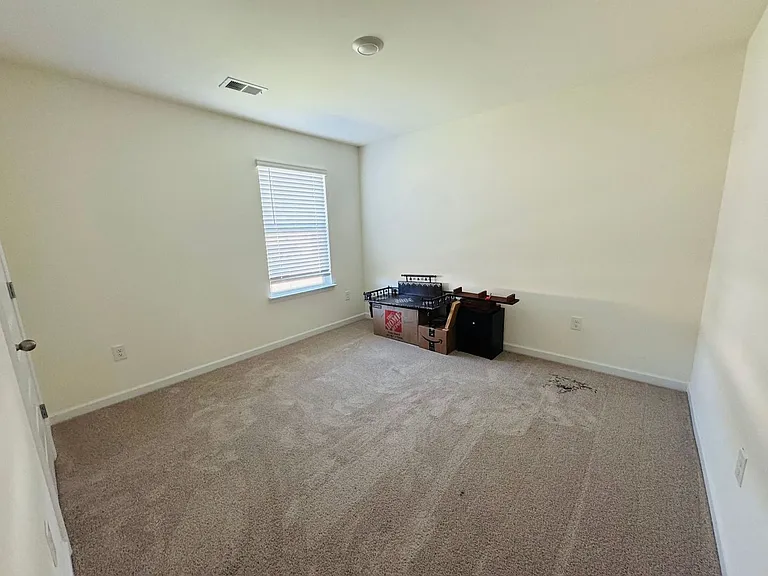 3369 English Elm Way — Photo 7