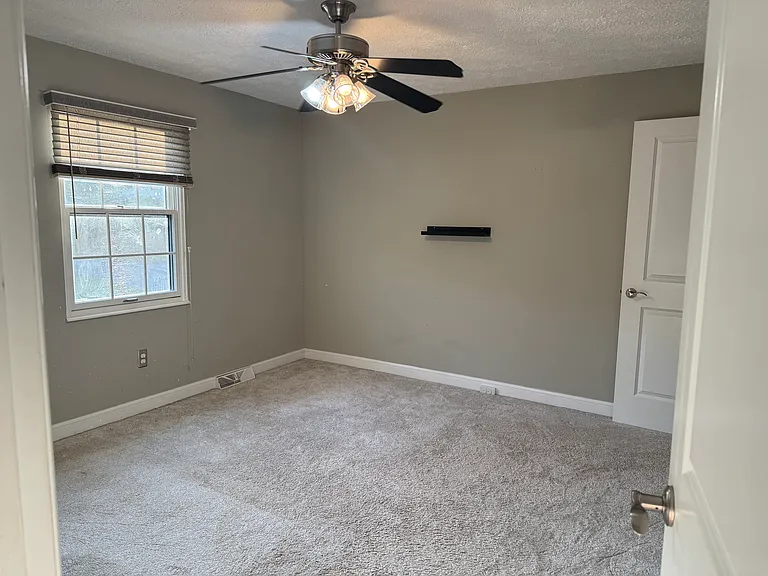 747 Windvue Dr — Photo 15