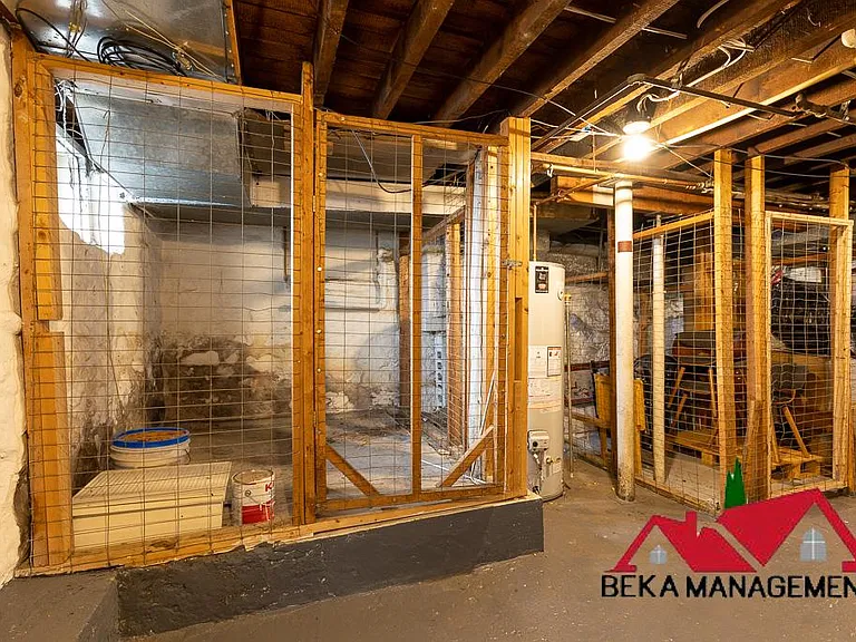 941 Starkweather St #5 — Photo 18