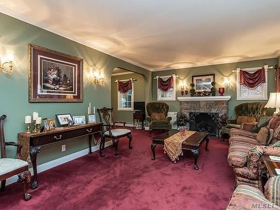 5th image of 15 Lexington St