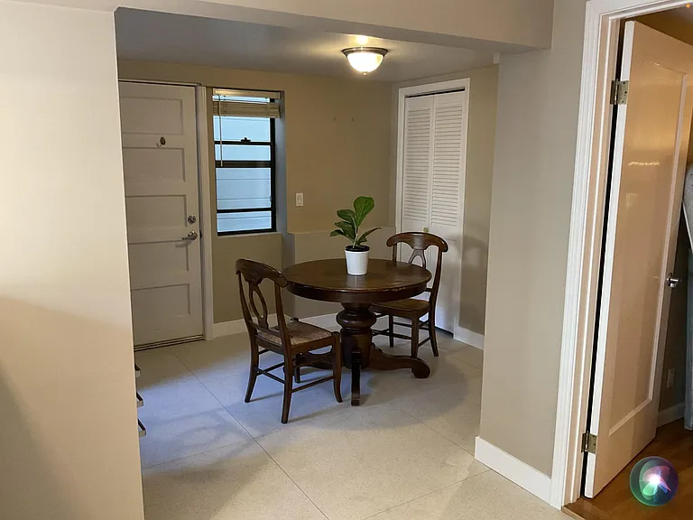 2252 Jones St #B — Photo 7
