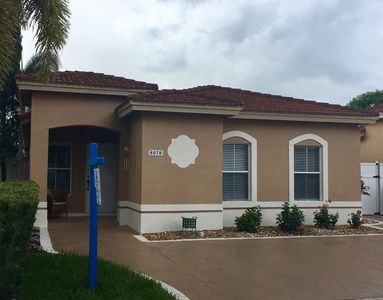 8078 NW 200th St, Hialeah, FL, 33015