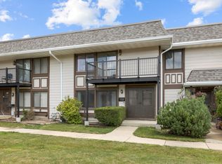 1328 Court O, Hanover Park, IL 60133