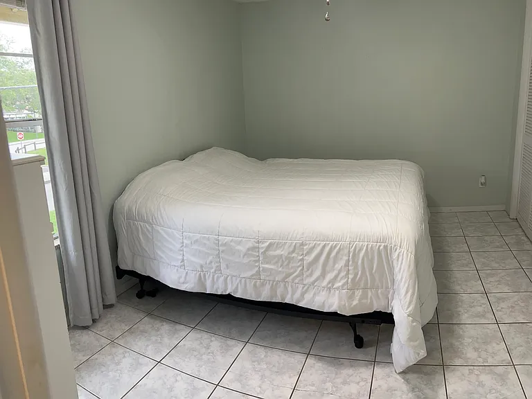 7201 San Luis Ct — Photo 22