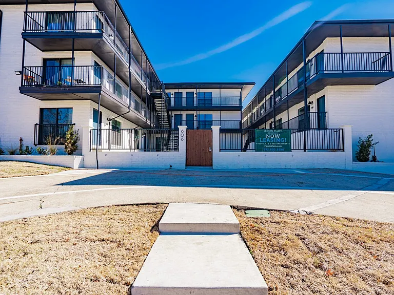Perrin Flats at Bishop Ridge — Photo 34