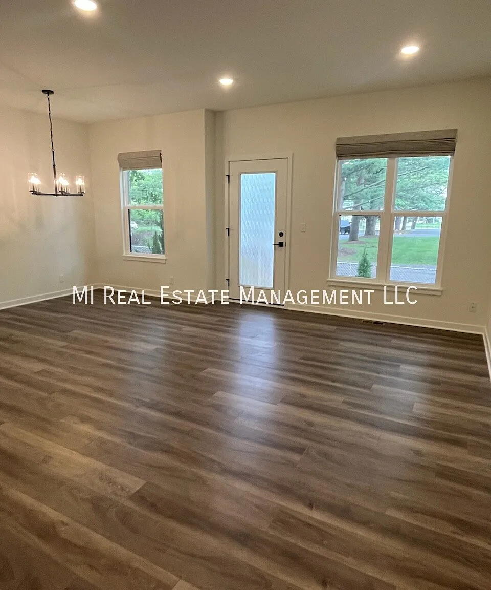2 bed, 2.5 bath, 1689 sqft, $2,995 — Photo 3
