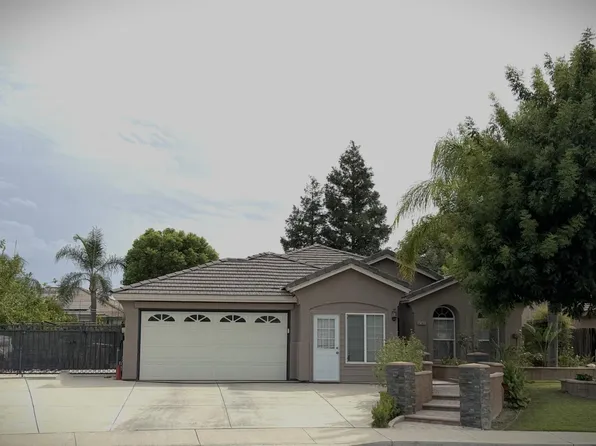 9705 Commodore Dr, Bakersfield, CA 93312