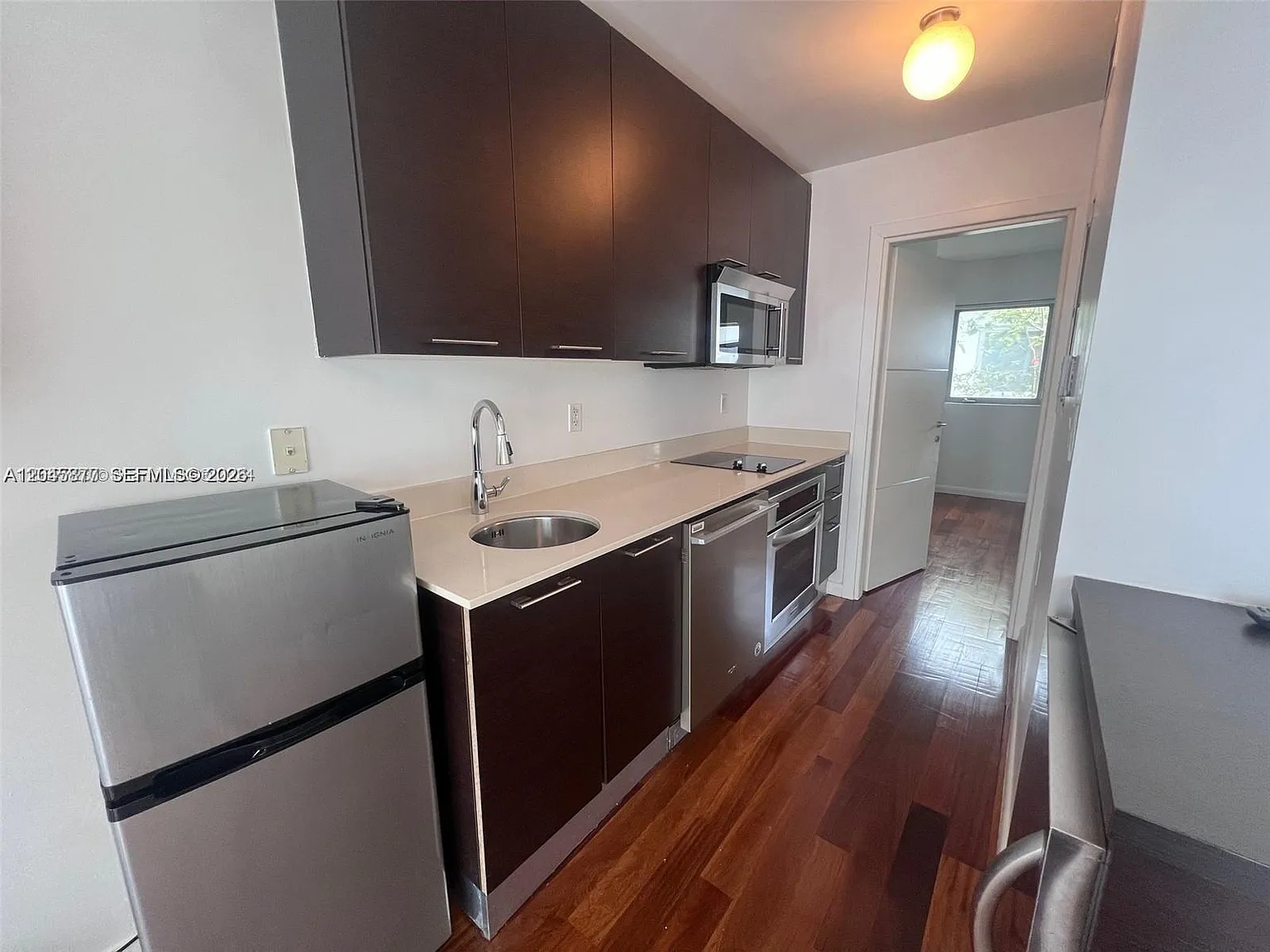 Etruria Condo — Photo 3