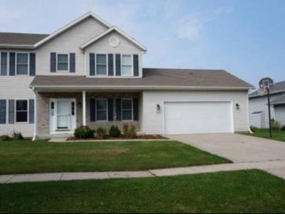210 Prairie Dr, Walworth, WI, 53184