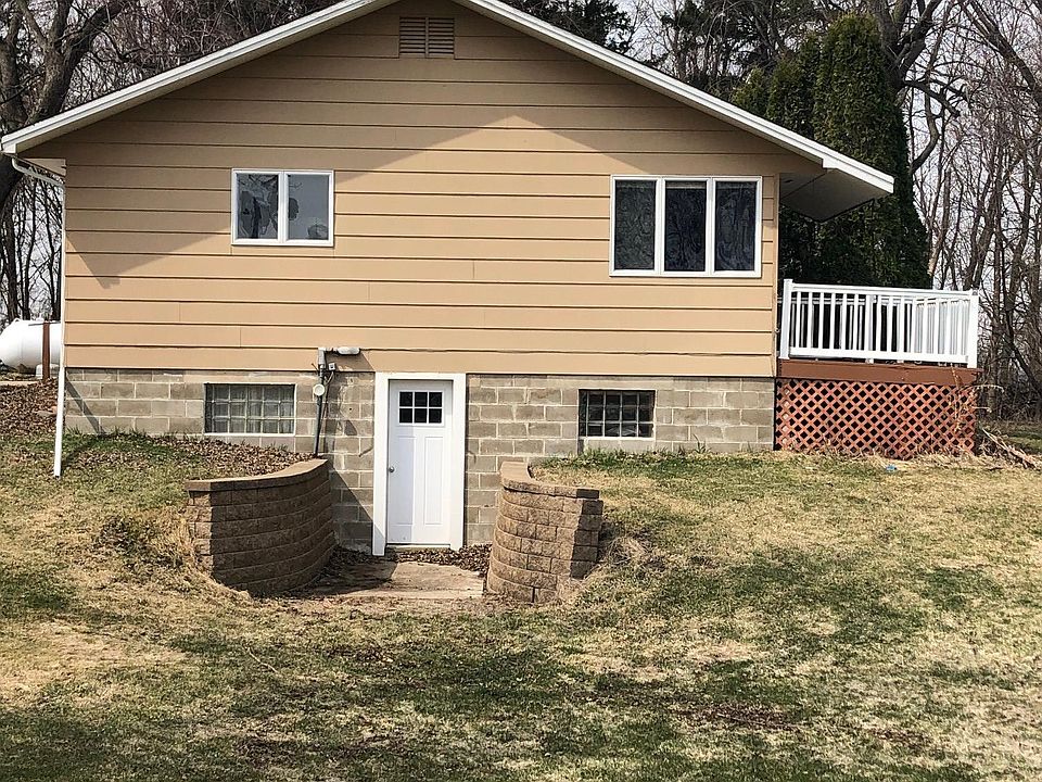 1st image of 14390 290th Ave