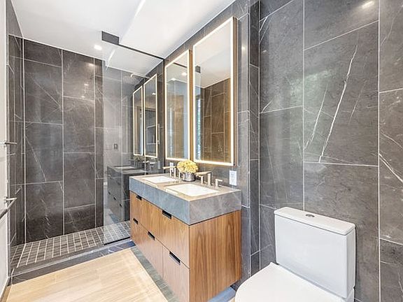 4th image of 6 Garfield Pl #407