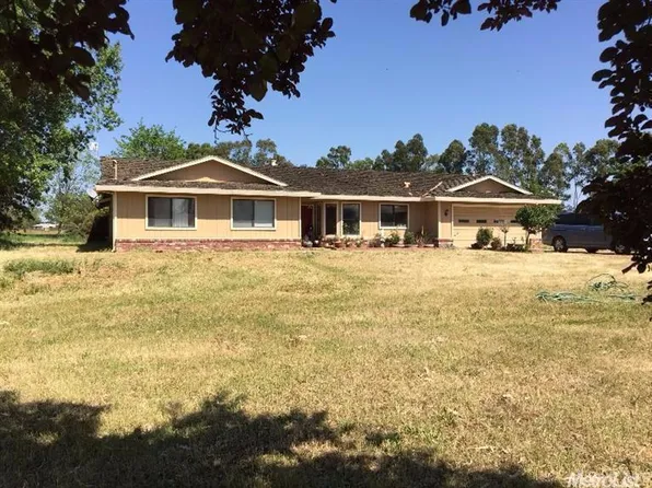 9826 Tavernor Rd, Wilton, CA 95693