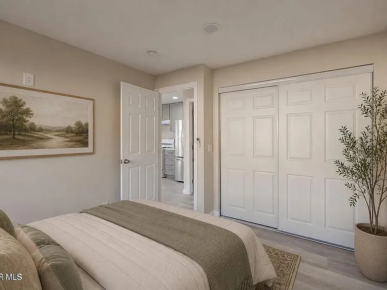 2345 Bryson Pl — Photo 2