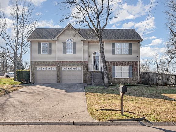 3rd image of 402 Dellwood Dr