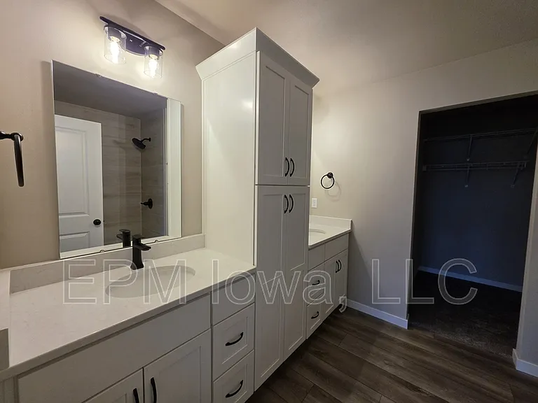 2309 Water Tower Pl — Photo 12