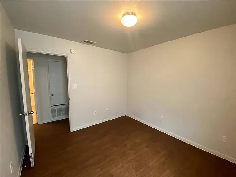 601 Bermuda #B — Photo 13