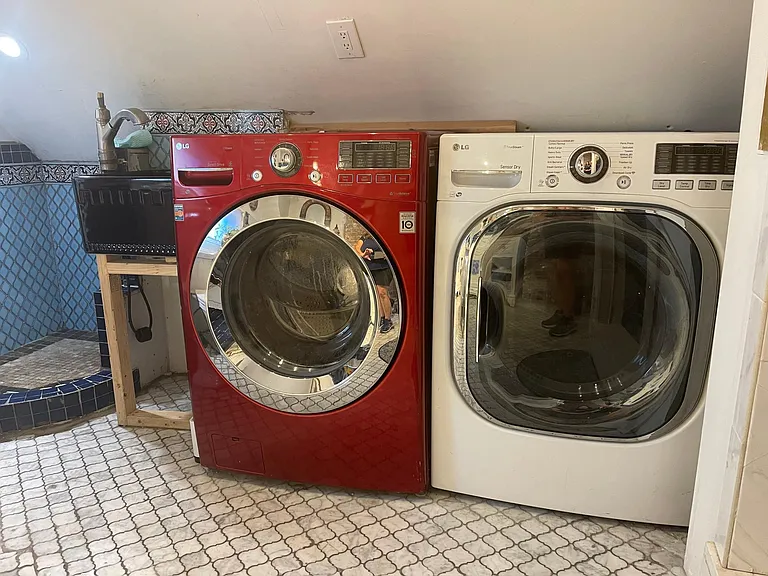 washer and dryer