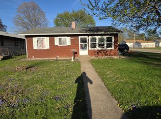1702 19th Ave, Sterling, IL 61081
