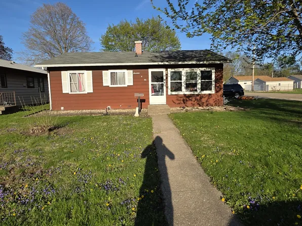 1702 19th Ave, Sterling, IL 61081