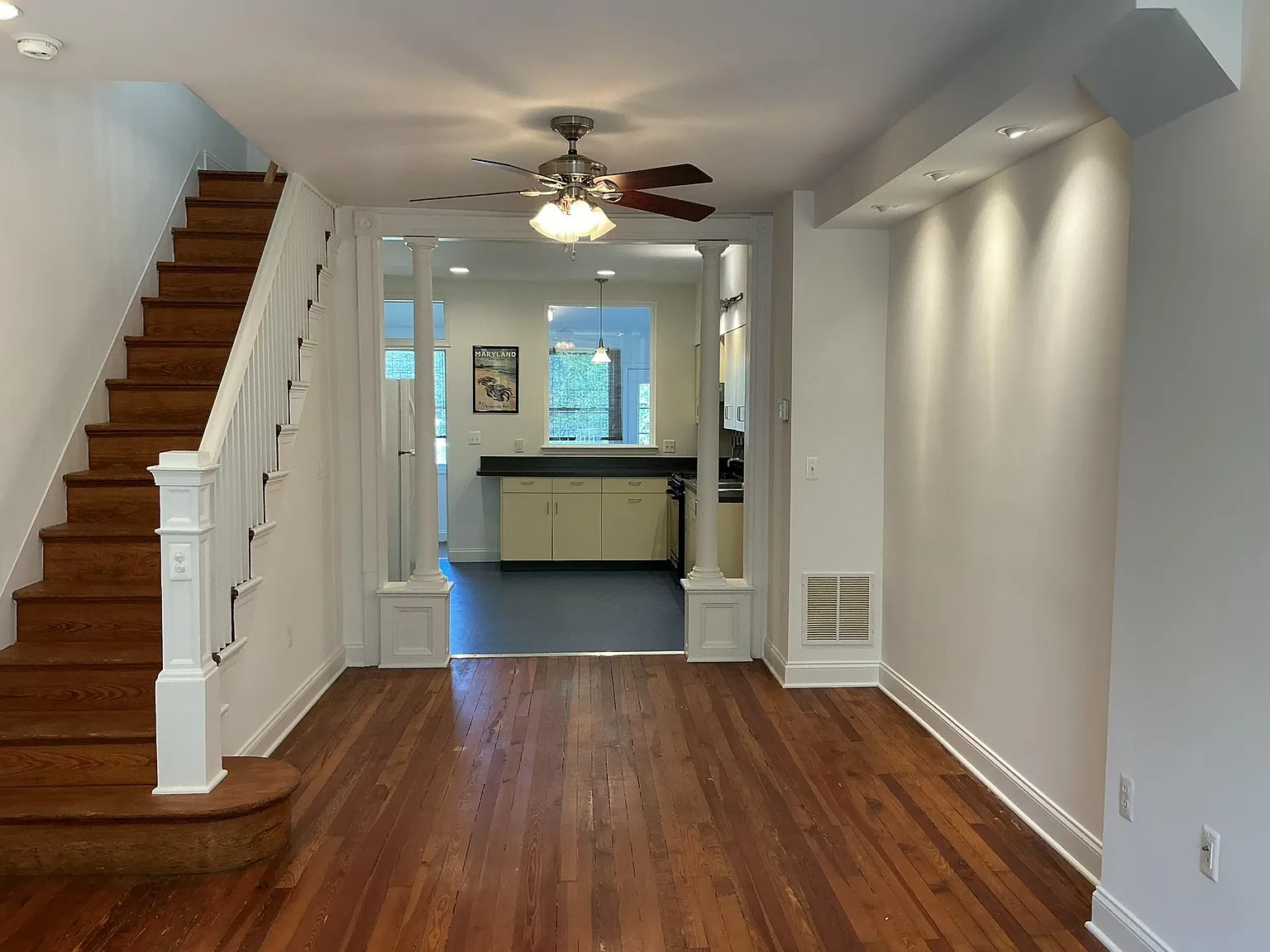 2 bed, 1316 sqft, $2,250 — Photo 4