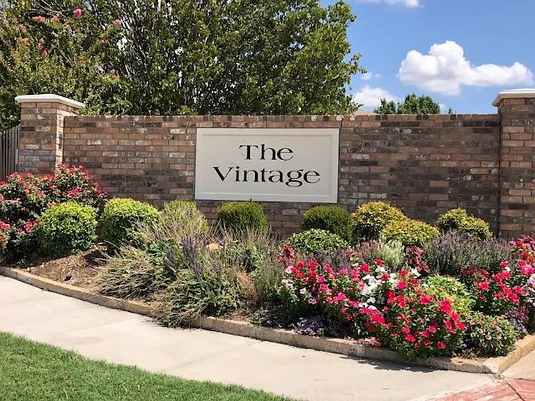 4505 Merlot Dr — Photo 16