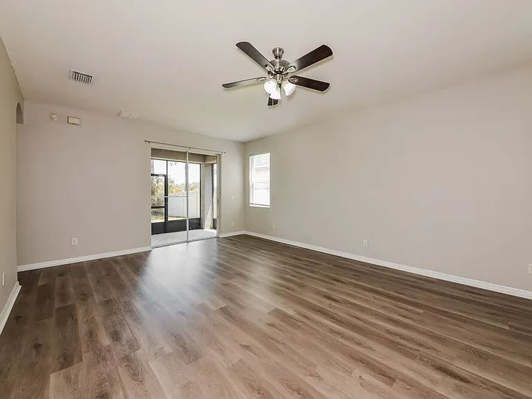 908 Larwood Pine Dr — Photo 4