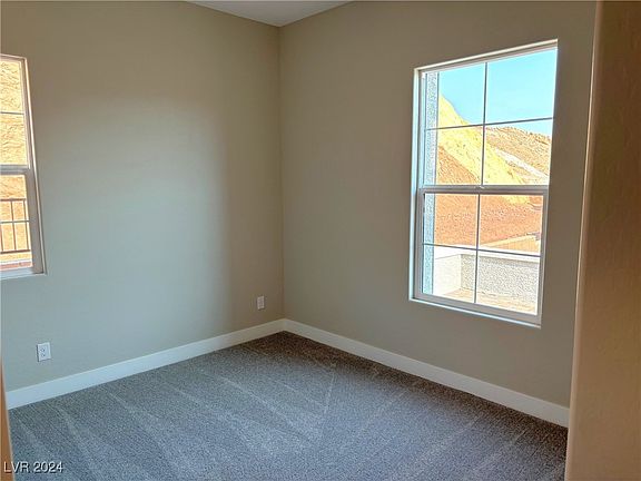 5th image of 64 Navajo Bridge Ln