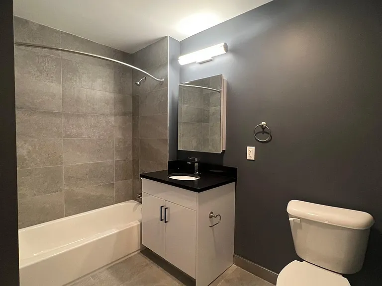 430 Cliff St #2 — Photo 7