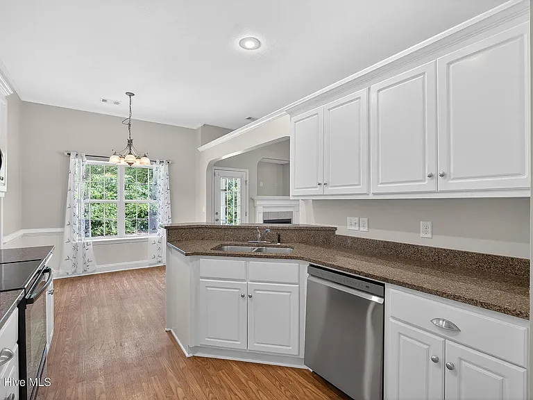 928 Arbor Springs Cir — Photo 8